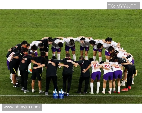 上海足球队的团队协作精神与战术配合探讨