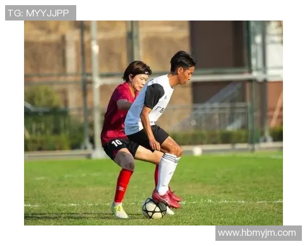 世界足球明星运球技巧揭秘领略球场上的华丽风采与精湛技艺